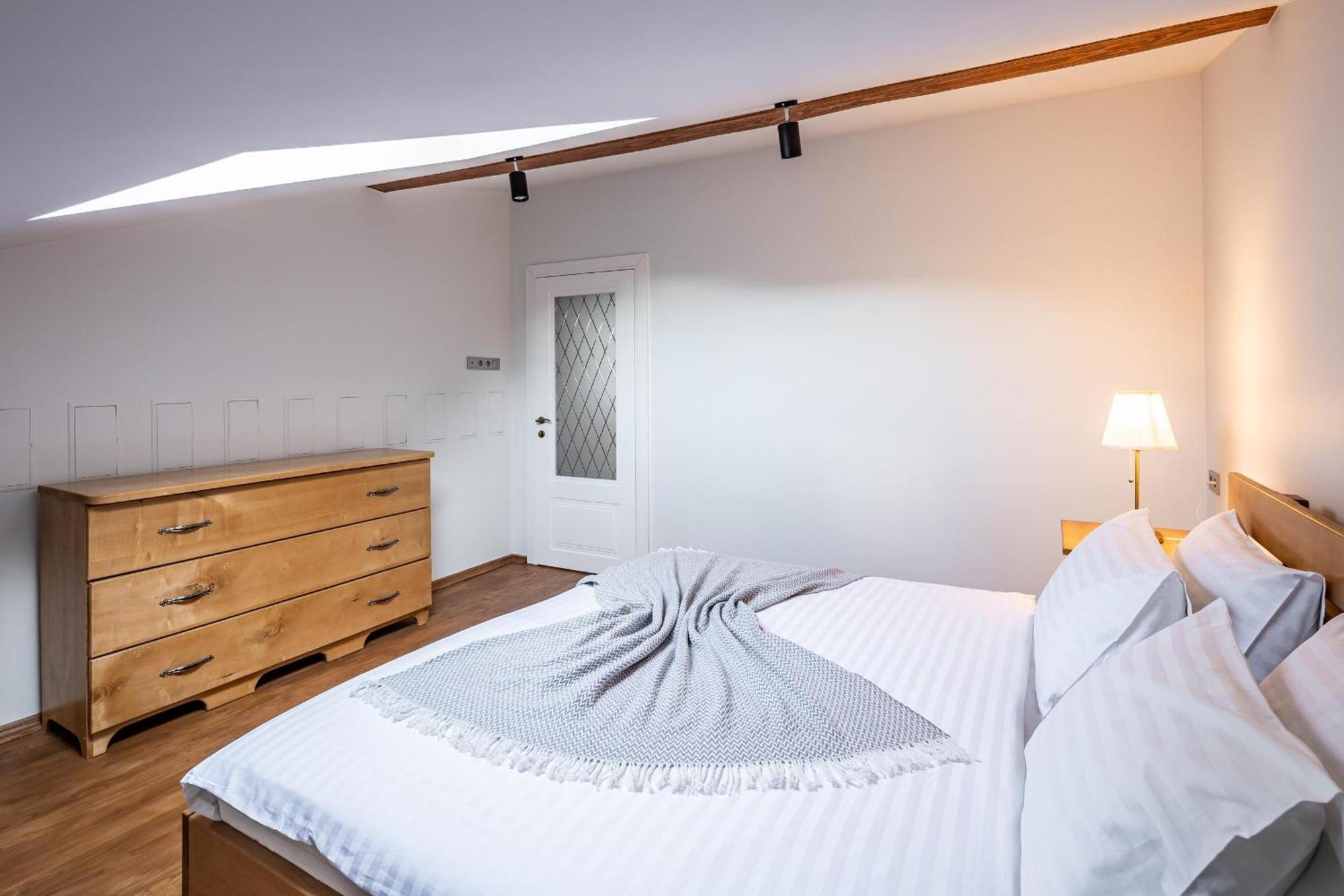 Romari Apartment Вірменська リヴィウ エクステリア 写真